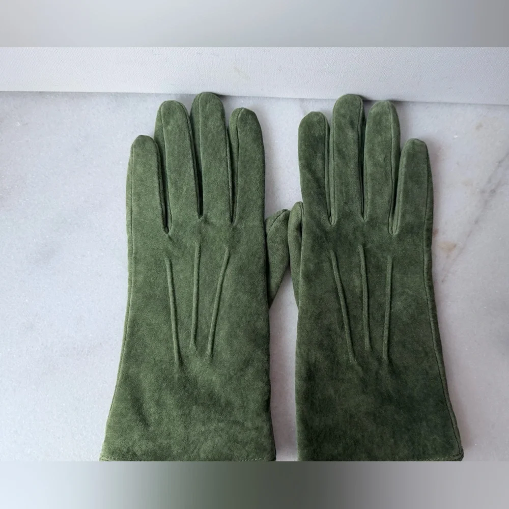 Merona Green Suede Gloves